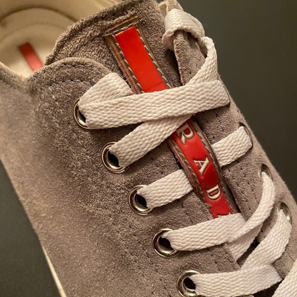 Prada suede low tops sneakers - Picture 7 of 9